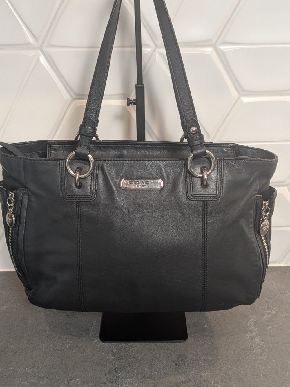 Women's Coach Gallery East West Tote Bag Black Leather Excellent Condition